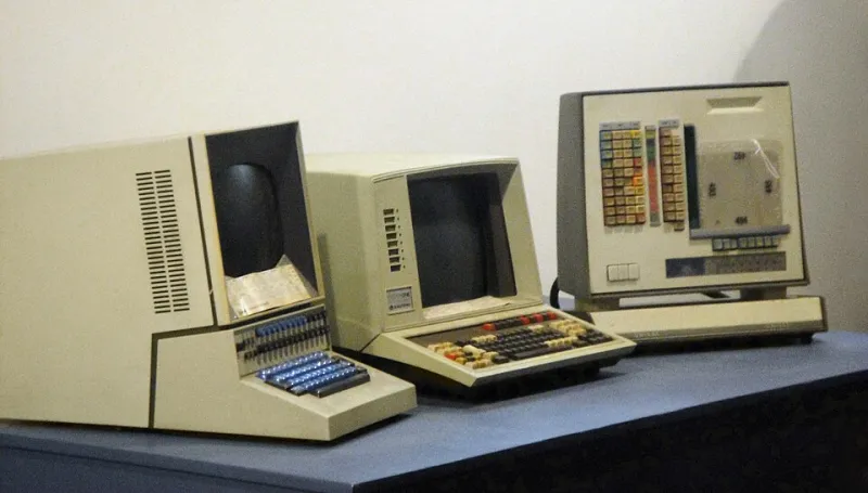 Ghost Frequencies: Five Internet Subcultures That Refused to Die